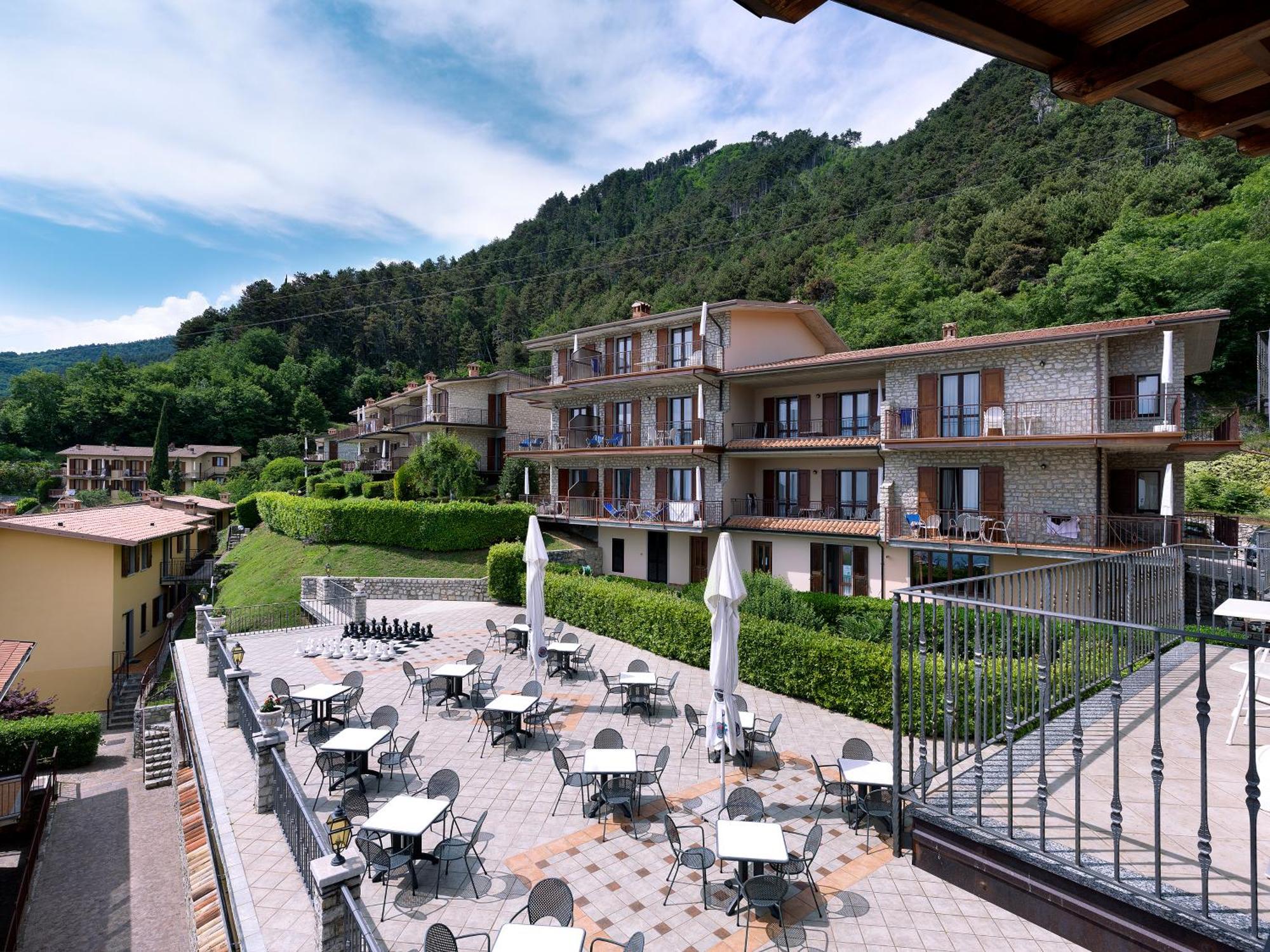 Hotel Residence Panorama La Forca, Gtsgroup Tignale Rom bilde